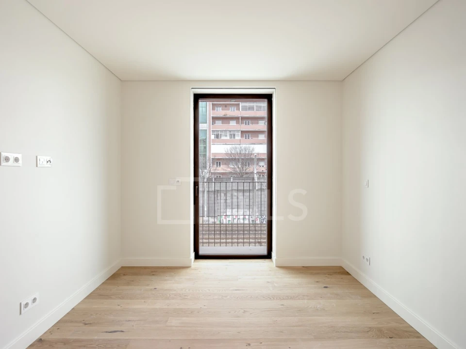 Apartamento T3 para Venda em Areeiro Foto 9