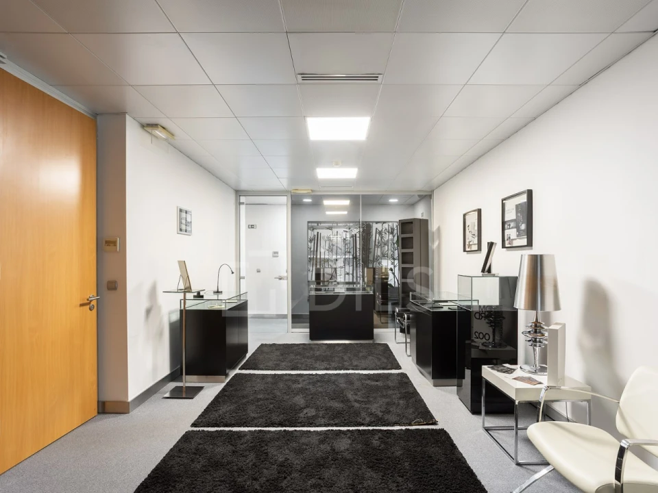 Escritório para Arrendamento em Avenidas Novas Foto 2