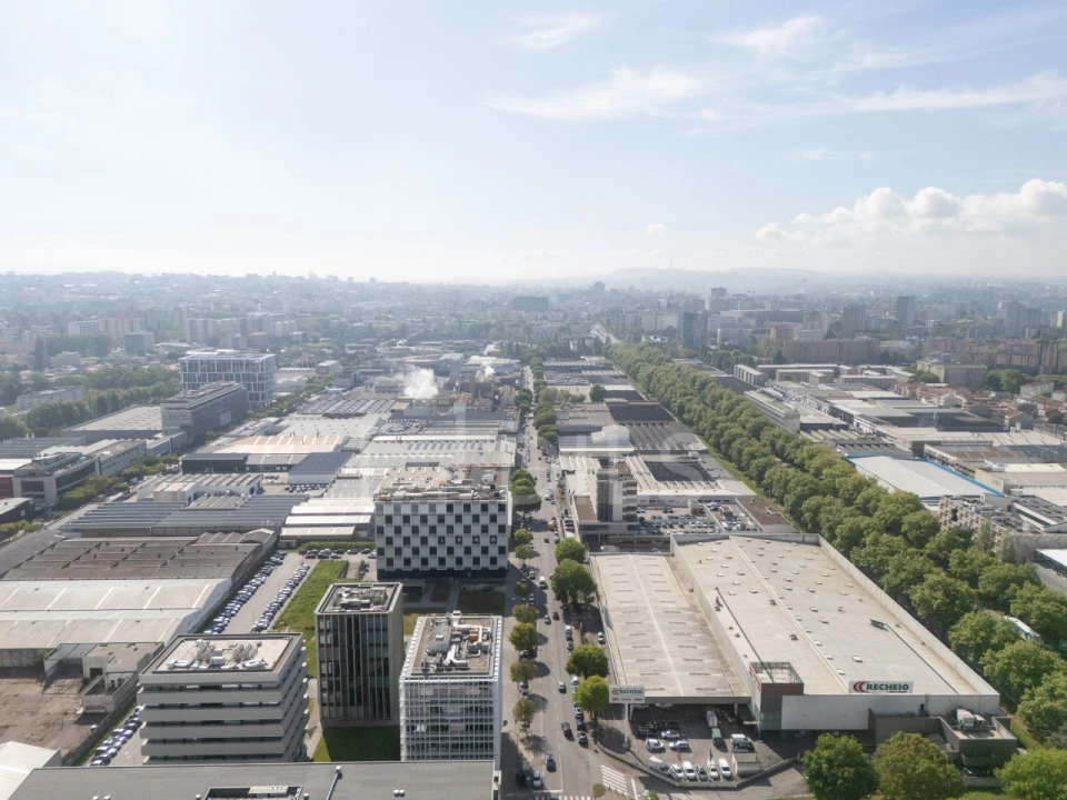 Escritório para Arrendamento em Ramalde Foto 23