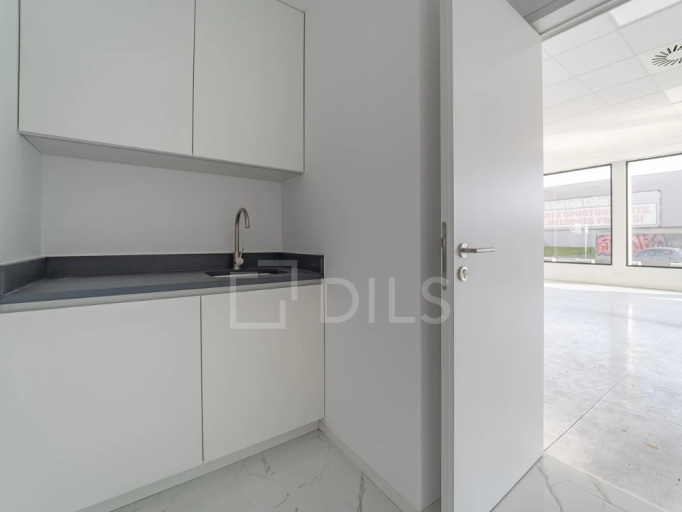 Escritório para Arrendamento em Ramalde Foto 13