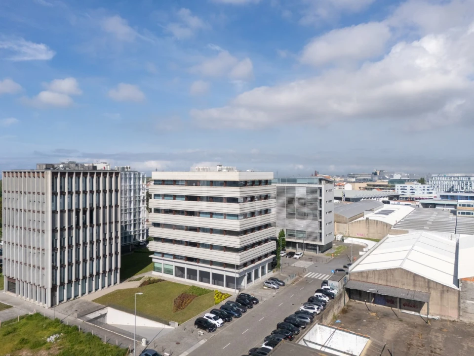 Escritório para Arrendamento em Ramalde Foto 24
