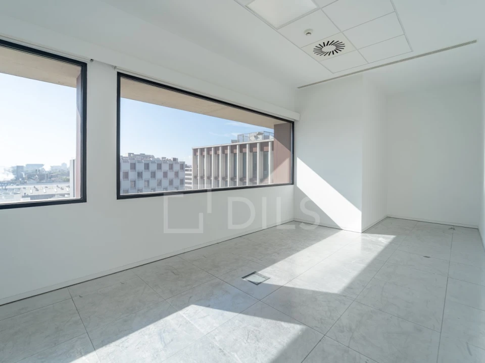 Escritório para Arrendamento em Ramalde Foto 4