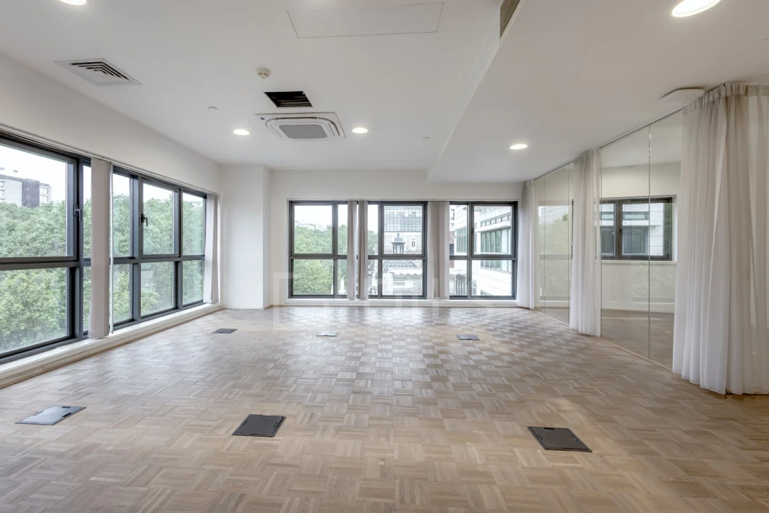 Escritório para Arrendamento em Santo António Foto 4