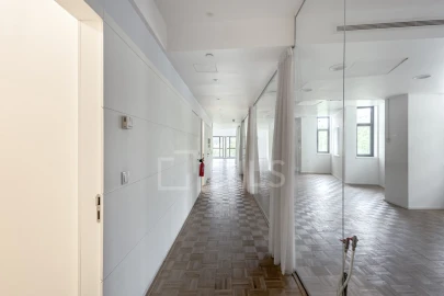 Escritório para Arrendamento em Santo António