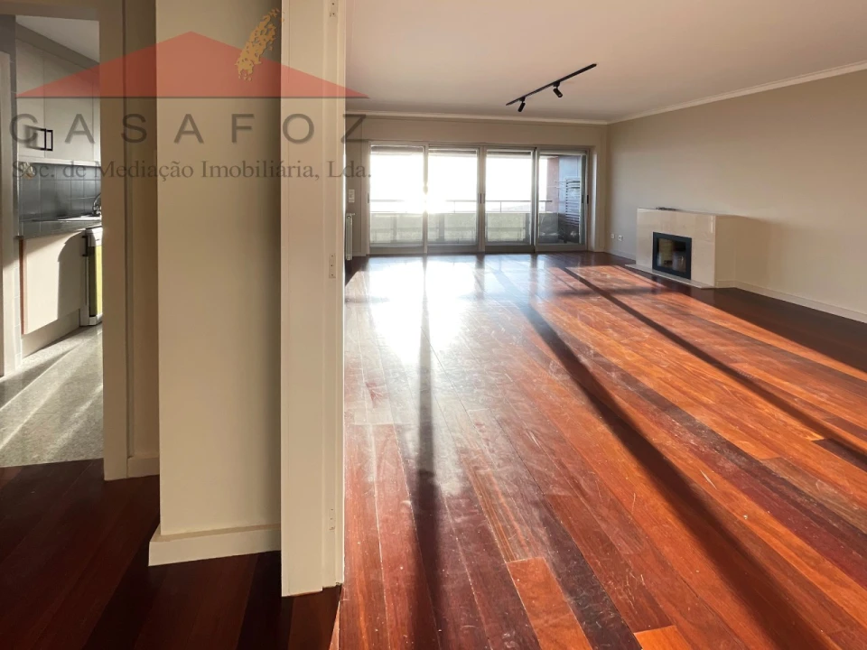 Apartamento T2 para Arrendamento em Matosinhos e Leça da Palmeira Foto 10