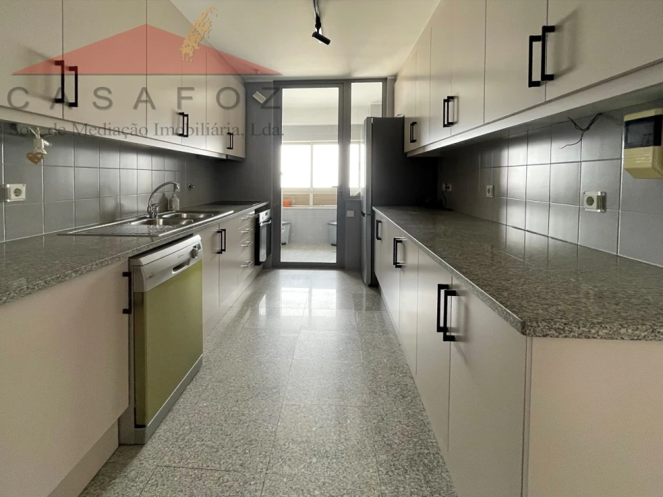 Apartamento T2 para Arrendamento em Matosinhos e Leça da Palmeira Foto 12