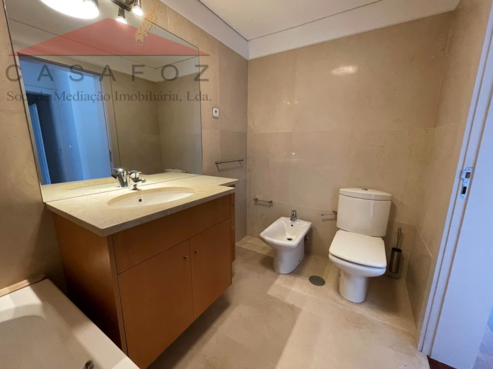 Apartamento T2 para Arrendamento em Matosinhos e Leça da Palmeira Foto 22