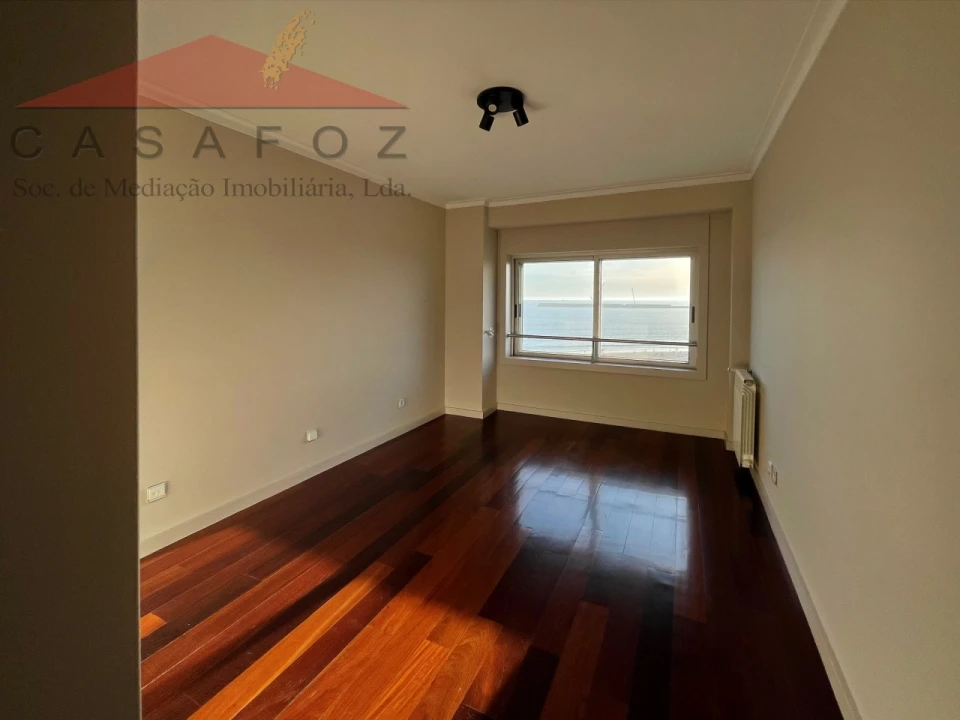 Apartamento T2 para Arrendamento em Matosinhos e Leça da Palmeira Foto 27