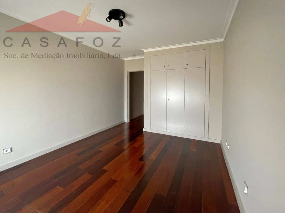 Apartamento T2 para Arrendamento em Matosinhos e Leça da Palmeira Foto 29