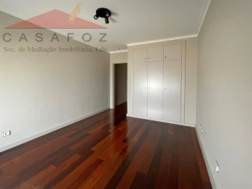 Apartamento T2 para Arrendamento em Matosinhos e Leça da Palmeira