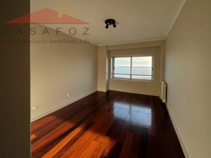 Apartamento T2 para Arrendamento em Matosinhos e Leça da Palmeira Foto 27