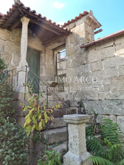 Quinta T3 para Venda em Cavez