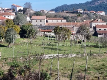 Quinta T3 para Venda em Cavez