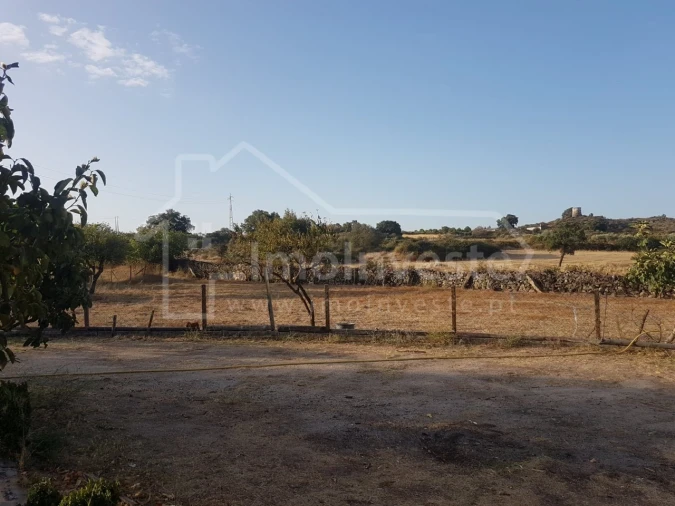 Quinta T2 para Venda em Alcains Foto 31