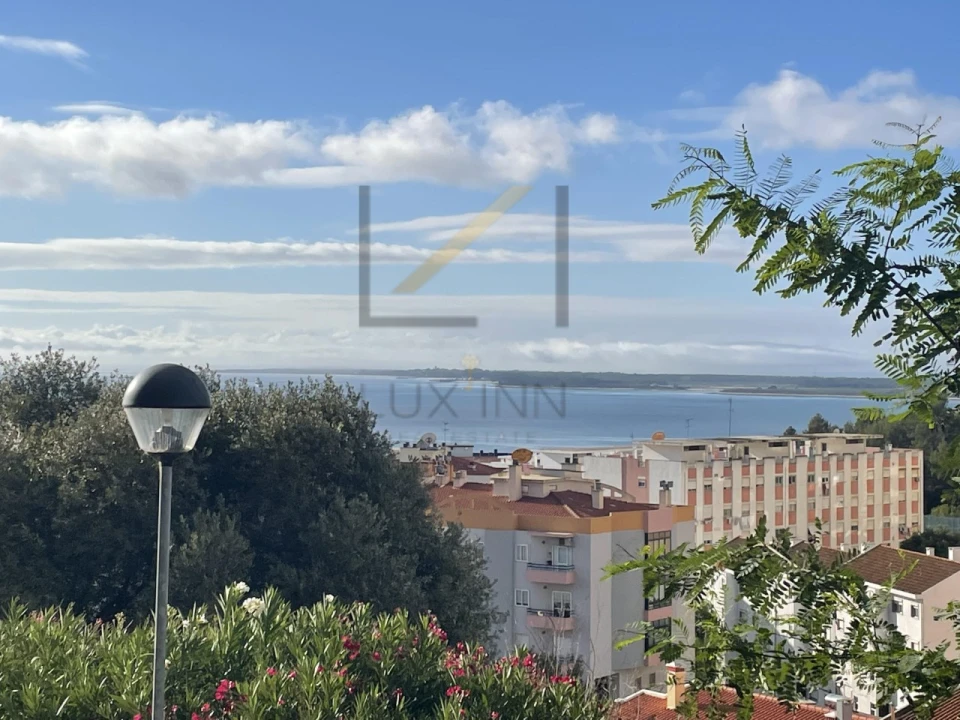 Apartamento T1 para Venda em União das Freguesias de Setúbal Foto 1