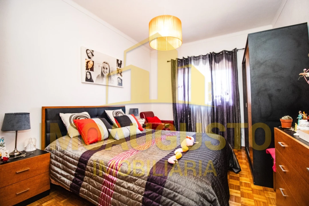 Apartamento T2 para Venda em Guarda Foto 10