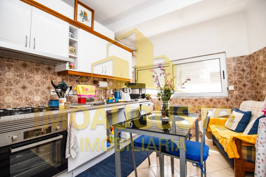 Apartamento T2 para Venda em Guarda Foto 2