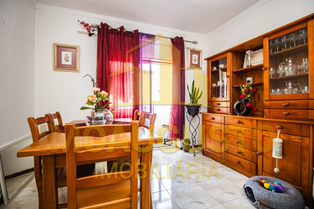 Apartamento T2 para Venda em Guarda Foto 9