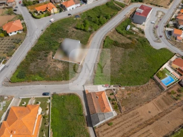 Terreno para Venda em Sabrosa