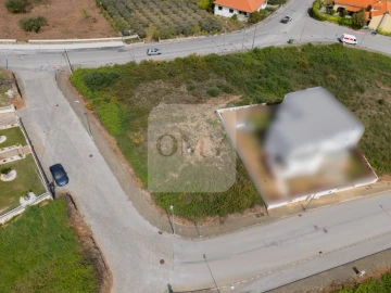 Terreno para Venda em Sabrosa