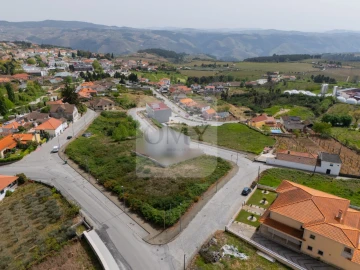Terreno para Venda em Sabrosa
