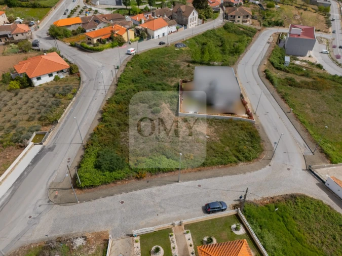 Terreno para Venda em Sabrosa Foto 3