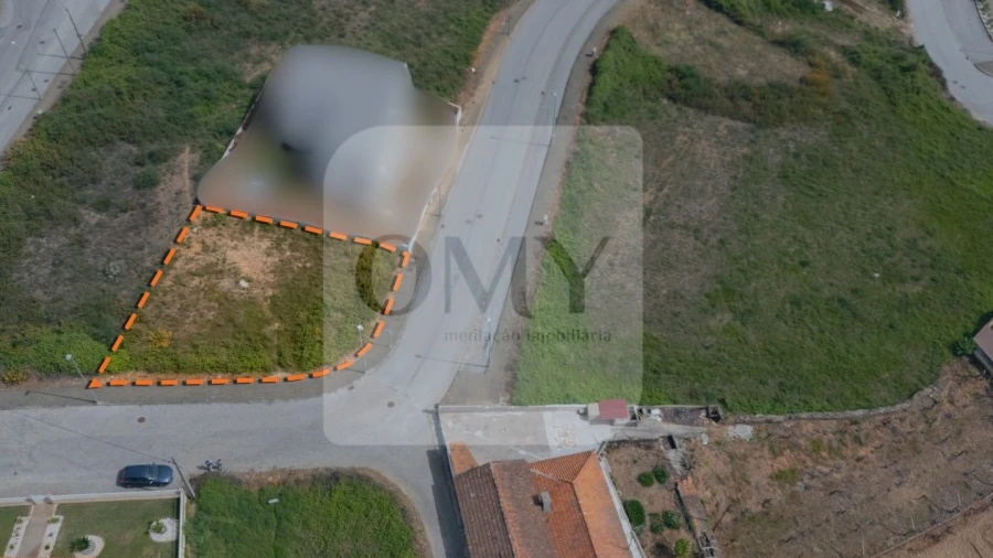 Terreno para Venda em Sabrosa