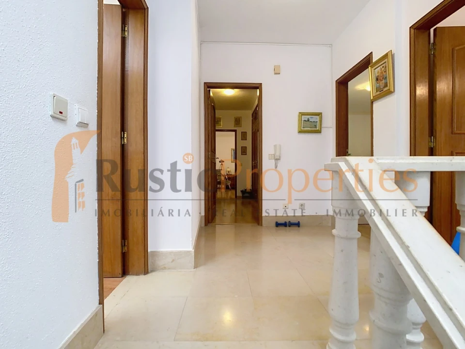 Apartamento T3 para Venda em Faro (Sé e São Pedro) Foto 14