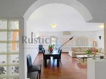 Apartamento T3 para Venda em Faro (Sé e São Pedro)