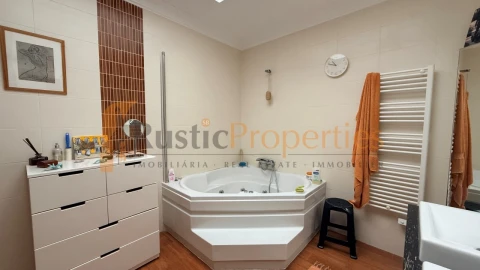 Apartamento T3 para Venda em Faro (Sé e São Pedro)