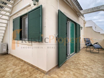 Apartamento T3 para Venda em Faro (Sé e São Pedro)