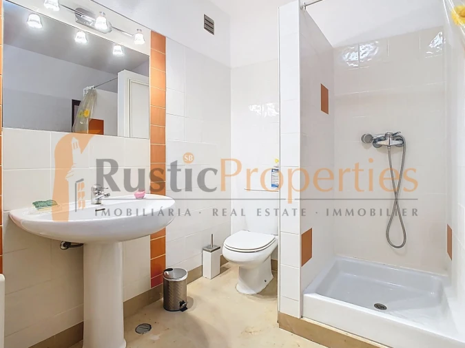 Apartamento T3 para Venda em Faro (Sé e São Pedro) Foto 12