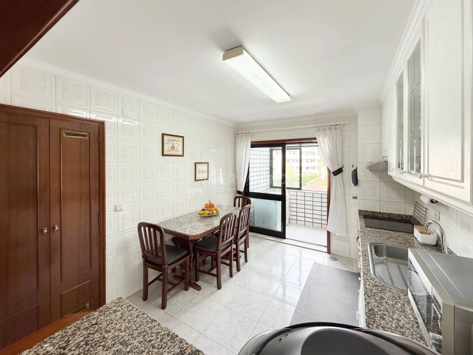 Apartamento T2 para Venda em Moreira Foto 7