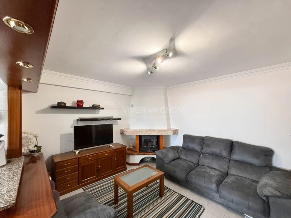 Apartamento T2 para Venda em Moreira Foto 4