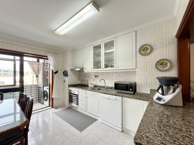 Apartamento T2 para Venda em Moreira Foto 8