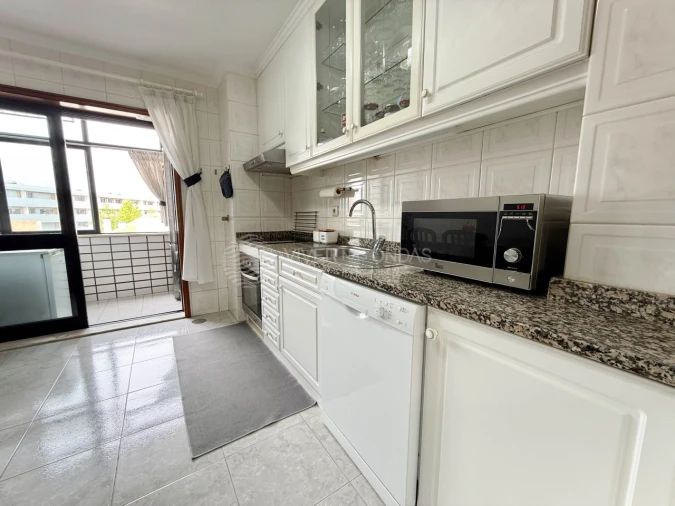 Apartamento T2 para Venda em Moreira Foto 6