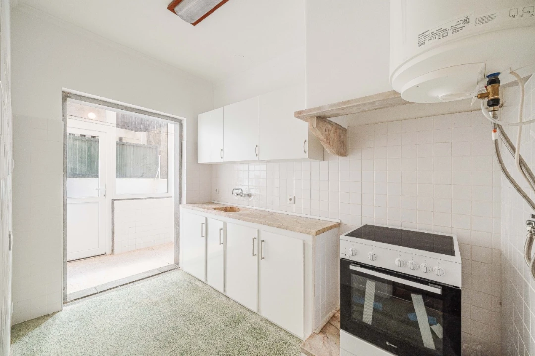 Apartamento T2 para Venda em Venteira Foto 2