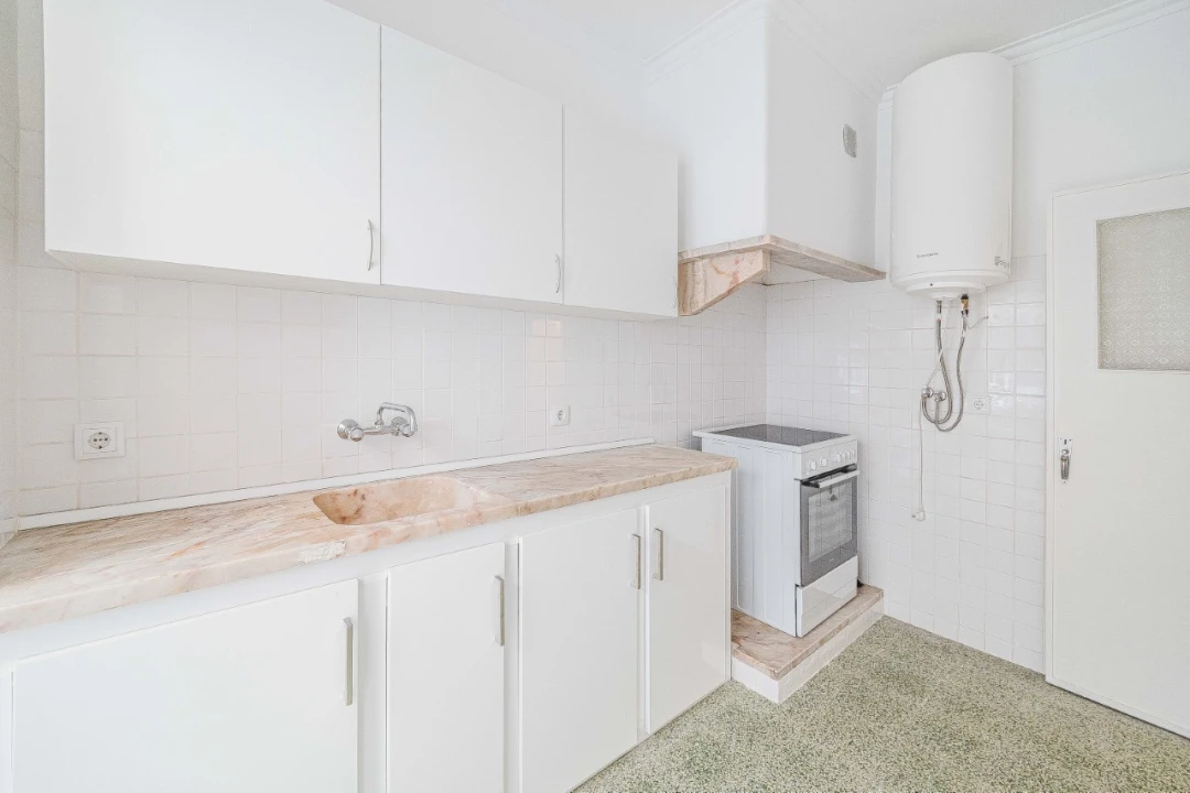 Apartamento T2 para Venda em Venteira Foto 16