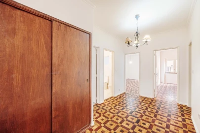 Apartamento T2 para Venda em Venteira