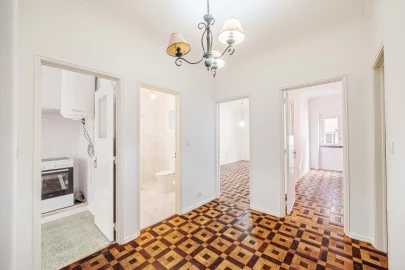 Apartamento T2 para Venda em Venteira