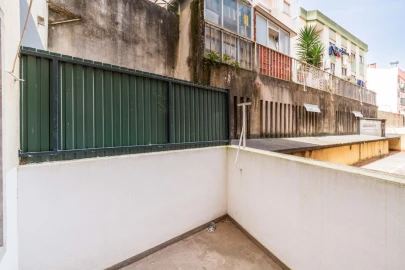 Apartamento T2 para Venda em Venteira