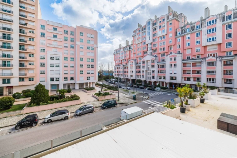 Apartamento T3 para Venda em Lumiar Foto 41