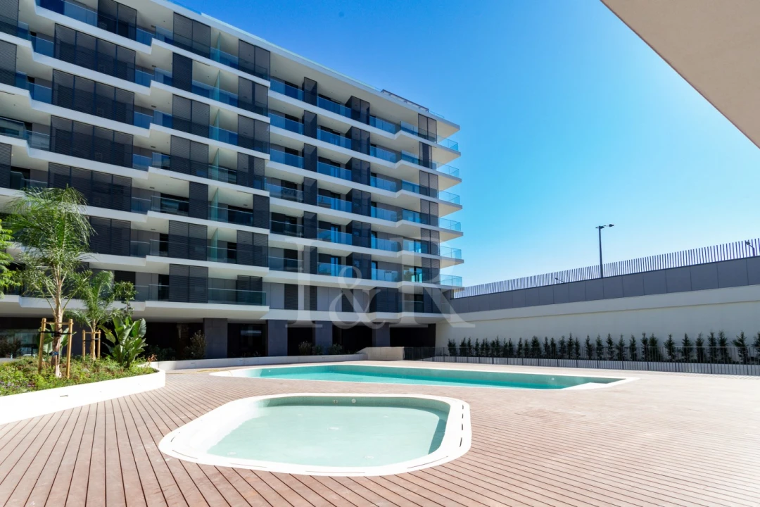 Apartamento T3 para Arrendamento em Avenidas Novas Foto 32