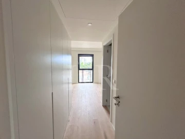 Apartamento T3 para Arrendamento em Avenidas Novas