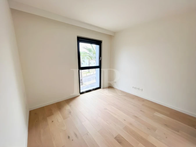 Apartamento T3 para Arrendamento em Avenidas Novas Foto 18
