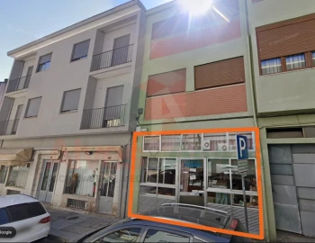 Loja para Arrendamento em Bonfim