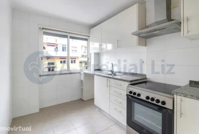 Apartamento T1 para Venda em Venteira