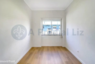 Apartamento T1 para Venda em Venteira