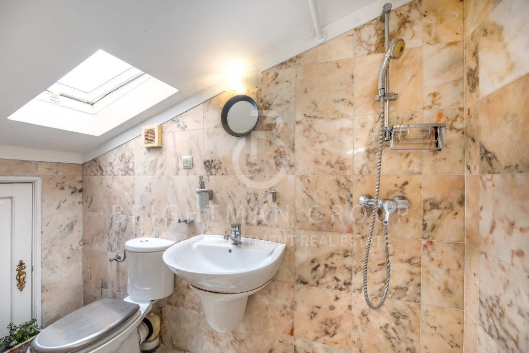 Moradia T5 para Venda em Carcavelos e Parede Foto 29