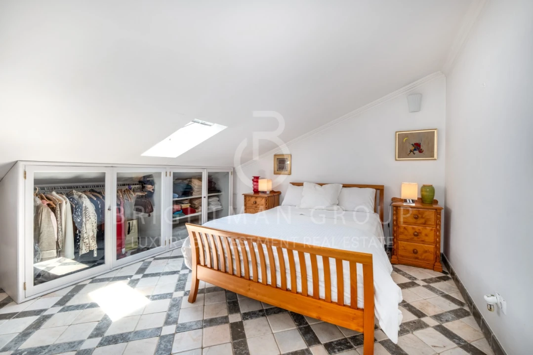 Moradia T5 para Venda em Carcavelos e Parede Foto 26